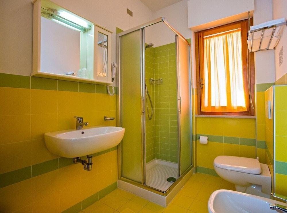 Hotel Esperia Alba Adriatica Zewnętrze zdjęcie