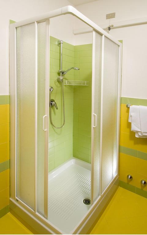 Hotel Esperia Alba Adriatica Pokój zdjęcie