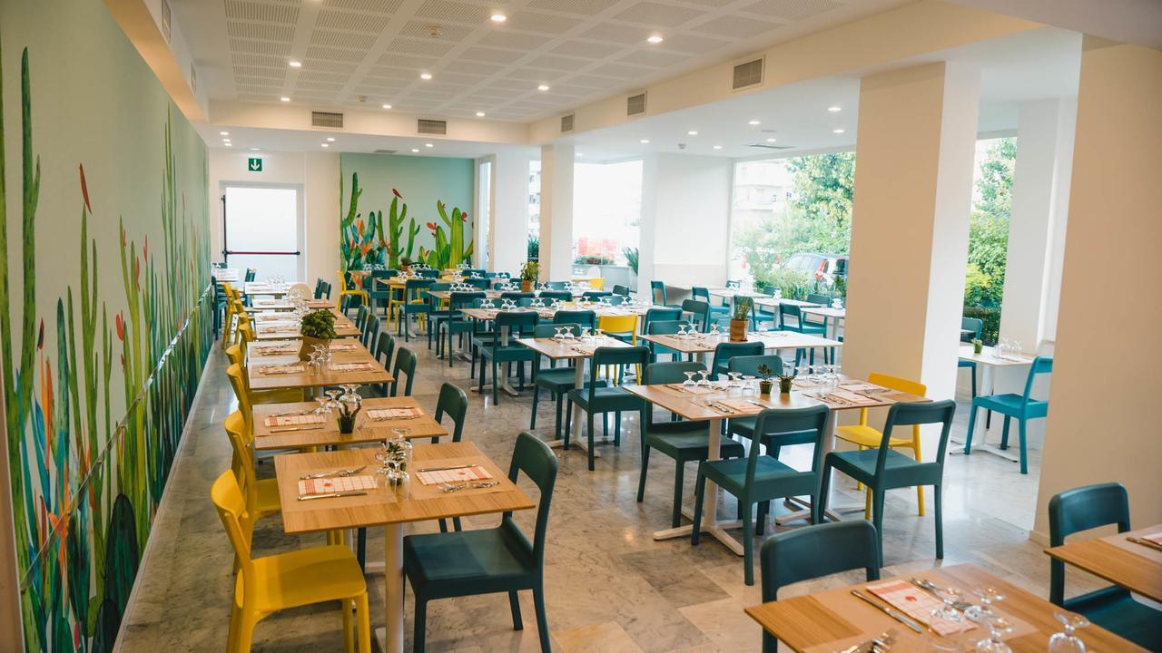 Hotel Esperia Alba Adriatica Zewnętrze zdjęcie